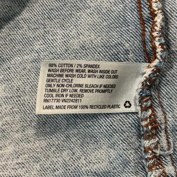 Light wash Jean Jacket - Picture 3 of 3